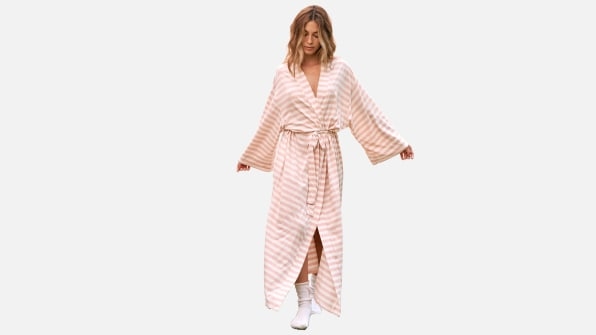 The best bathrobes of 2021 | DeviceDaily.com
