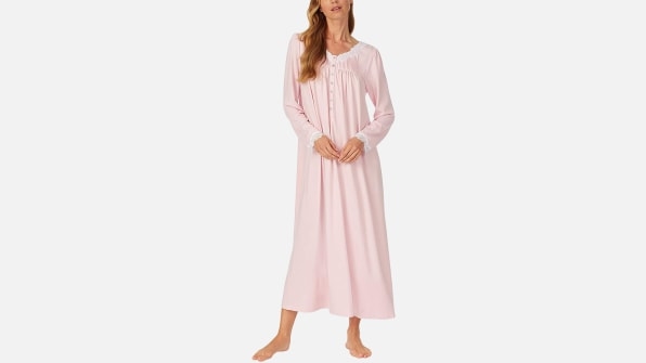 Move over pajamas. Nightgowns are the new chic, comfortable bedtime staple | DeviceDaily.com