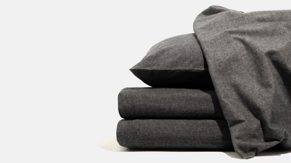 These 9 flannel sheet sets are as sophisticated as they are cozy | DeviceDaily.com