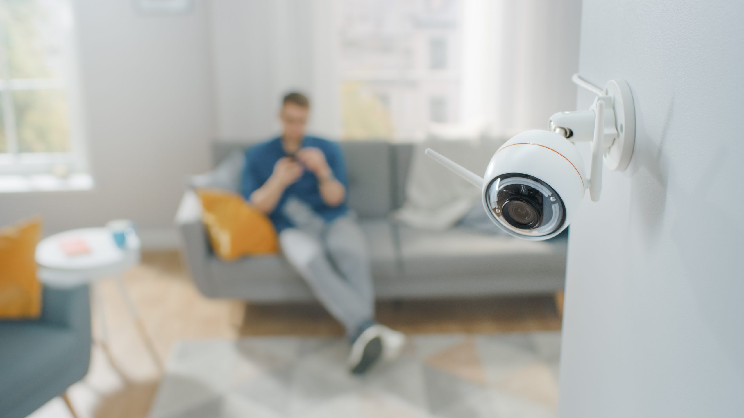 Home security technician admits hacking customers' security cameras | DeviceDaily.com