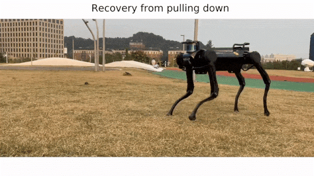 This robot dog learned how to get up after being knocked down | DeviceDaily.com