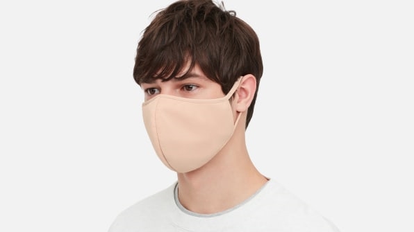 Uniqlo’s best-selling AIRism face mask has a new design and colors | DeviceDaily.com