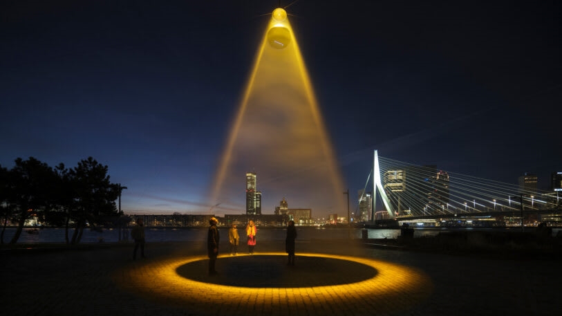 This massive light fixture could disinfect public spaces. But is it safe? | DeviceDaily.com