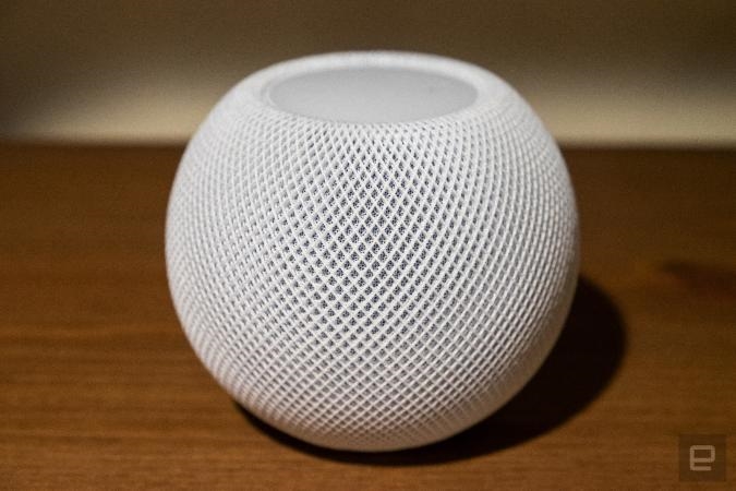 Apple's HomePod mini apparently has an inactive temperature and humidity sensor | DeviceDaily.com