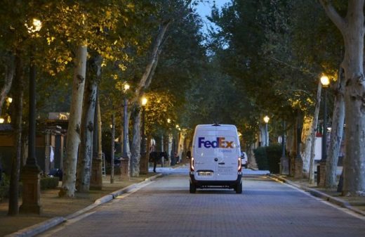 FedEx plans for an all-electric delivery fleet by 2040