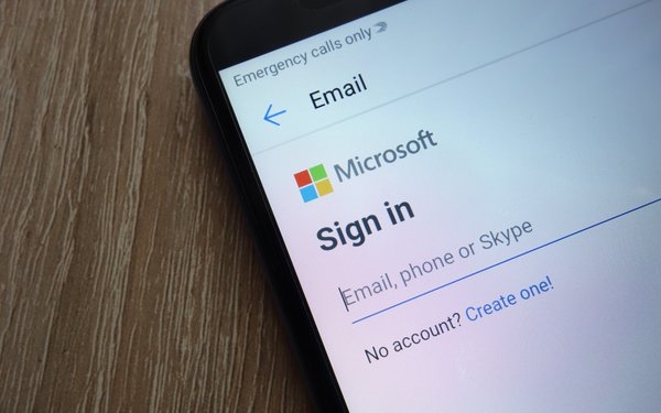 White House Is Concerned As Microsoft Email Breach Spreads | DeviceDaily.com