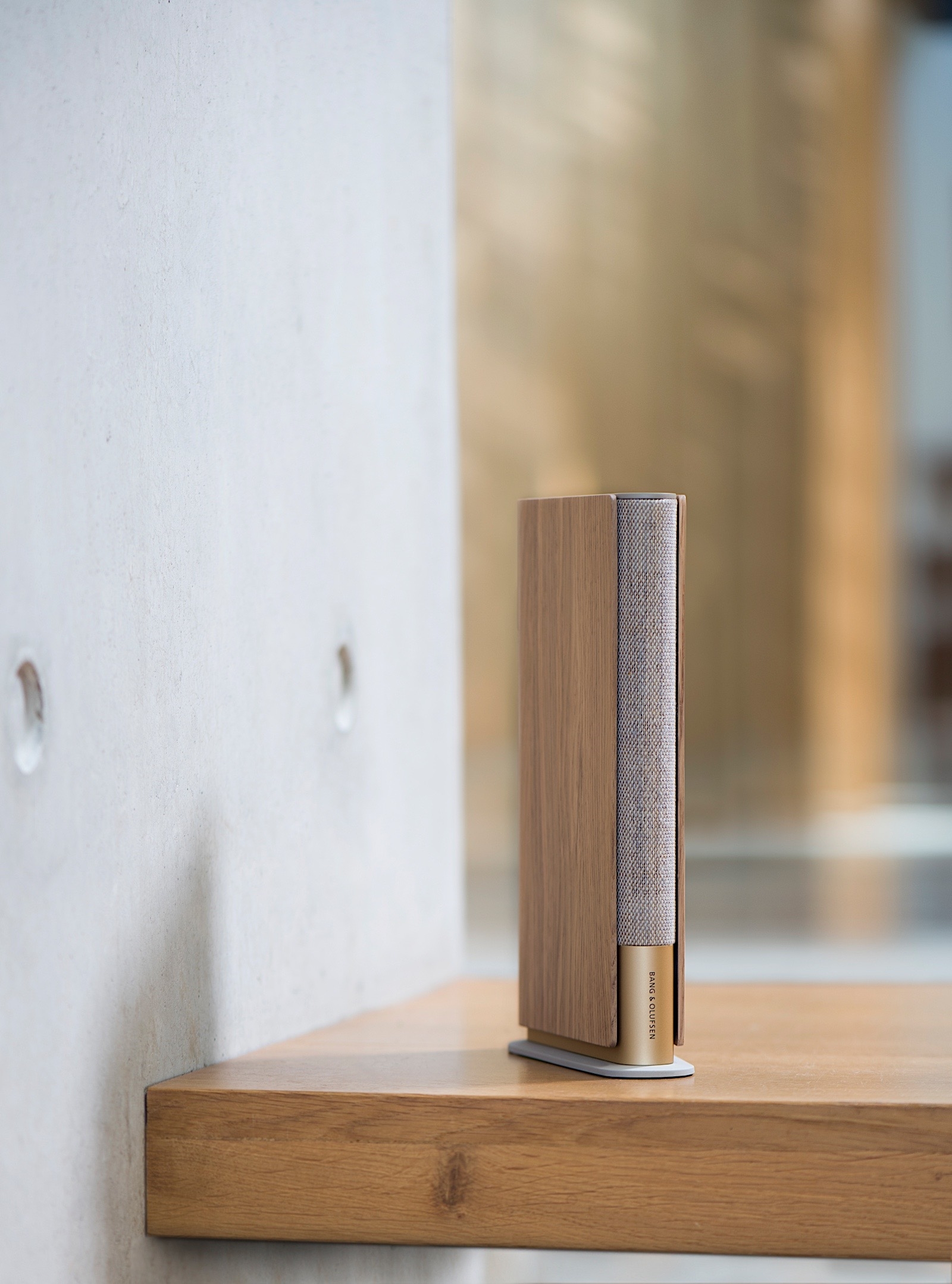 Bang  and  Olufsen's latest speaker was designed to look like a book | DeviceDaily.com