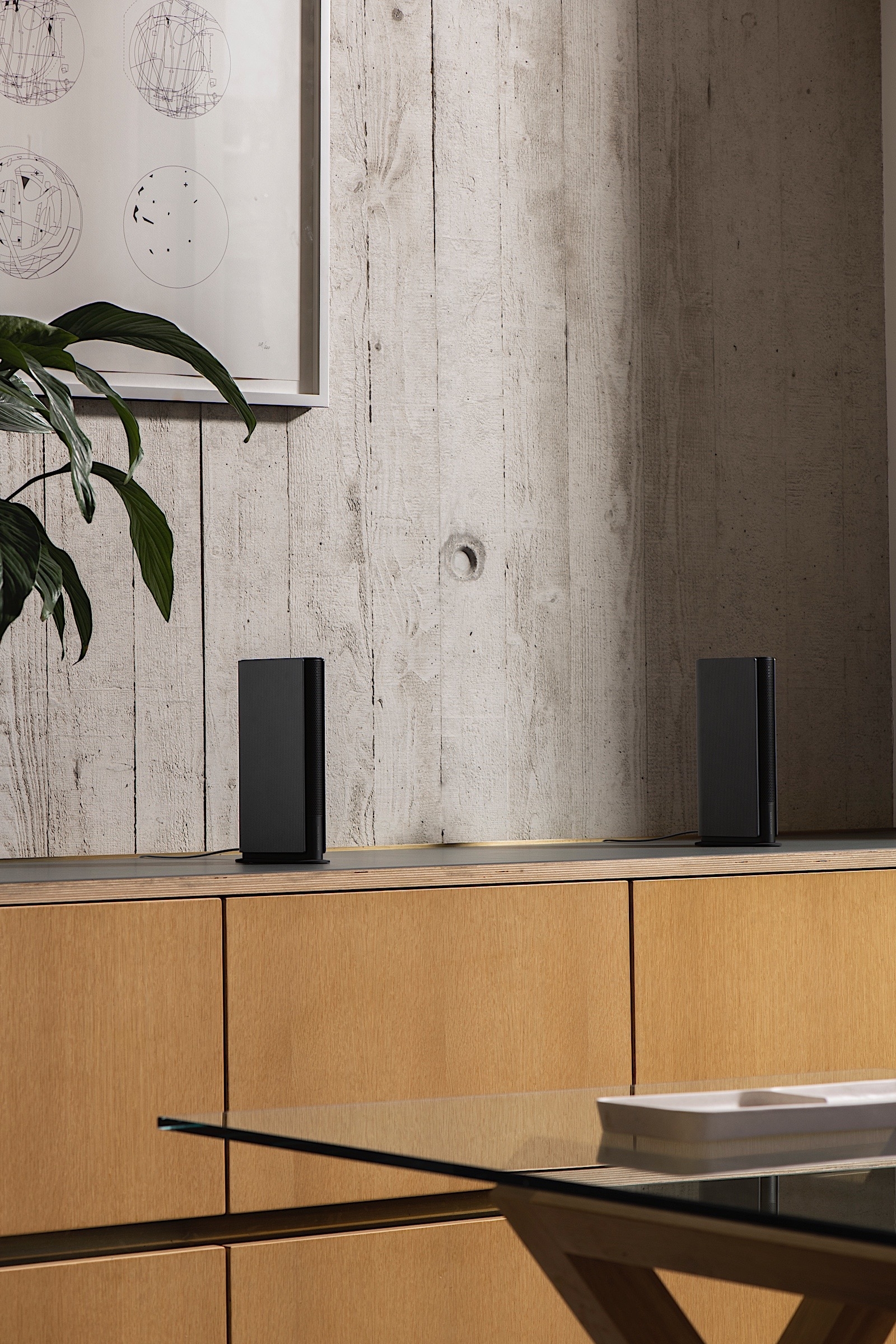 Bang  and  Olufsen's latest speaker was designed to look like a book | DeviceDaily.com