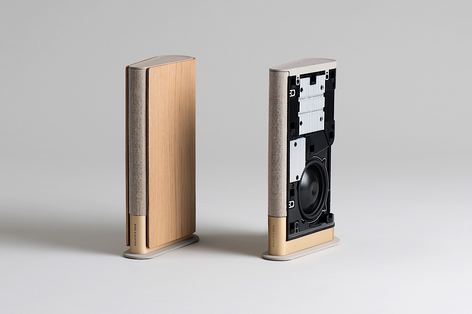 Bang  and  Olufsen's latest speaker was designed to look like a book | DeviceDaily.com