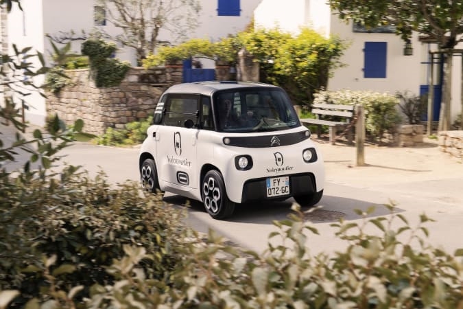 Citroën turned its compact Ami EV into a tiny delivery van | DeviceDaily.com