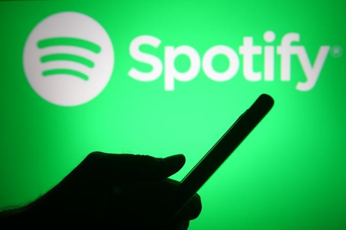 Locker Room will relaunch as Spotify Greenroom | DeviceDaily.com