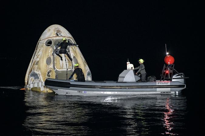 SpaceX Crew-1 mission broke a spacecraft longevity record | DeviceDaily.com