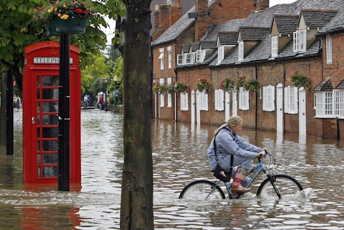 The UK plans to roll out an emergency alert system this year | DeviceDaily.com