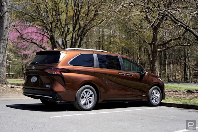 ICYMI: Toyota's 2021 Sienna is a stress-free people mover | DeviceDaily.com