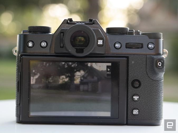 Nikon's Z FC mirrorless camera recalls the glory days of 35mm film | DeviceDaily.com