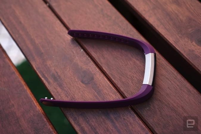 Fitbit Luxe review: A tiny tracker that’s both easy and hard on the eyes | DeviceDaily.com Fitbit Luxe review: A tiny tracker that’s both easy and hard on the eyes | DeviceDaily.com