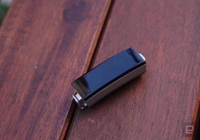 Fitbit Luxe review: A tiny tracker that’s both easy and hard on the eyes | DeviceDaily.com Fitbit Luxe review: A tiny tracker that’s both easy and hard on the eyes | DeviceDaily.com
