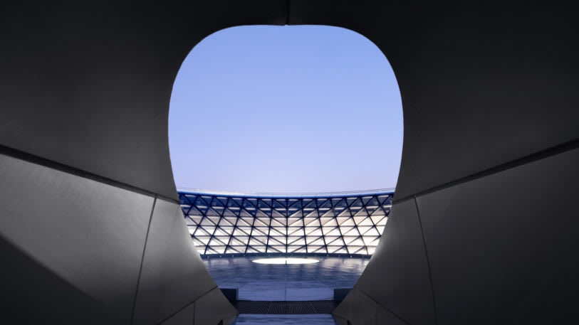 Propaganda or architectural masterpiece? A mesmerizing space museum rises in Shanghai | DeviceDaily.com