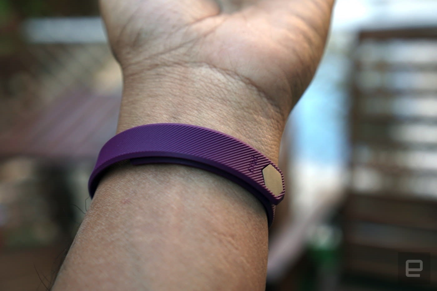 Fitbit Luxe review: A tiny tracker that’s both easy and hard on the eyes | DeviceDaily.com