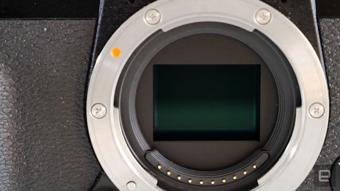 Nikon's Z FC mirrorless camera recalls the glory days of 35mm film | DeviceDaily.com