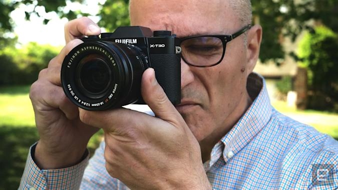 Nikon's Z FC mirrorless camera recalls the glory days of 35mm film | DeviceDaily.com