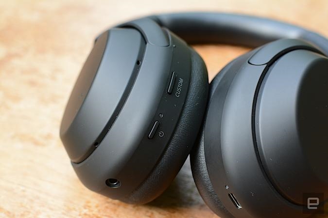 Sony's WH-1000XM4 ANC headphones fall back to $278 at Amazon | DeviceDaily.com