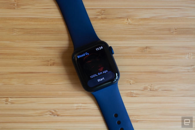 Apple Watch Series 6 Product Red drops to $265 at Amazon | DeviceDaily.com