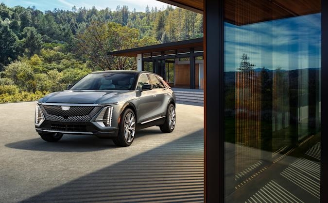Cadillac's inaugural Lyriq EV sold out of reservations in 19 minutes | DeviceDaily.com