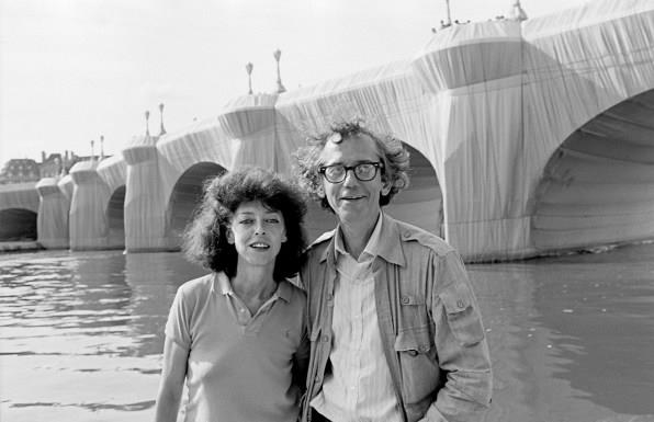 The phenomenal story of how Christo wrapped the Arc de Triomphe in 270,000 square feet of fabric | DeviceDaily.com