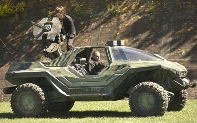 Watch Ken Block's Hoonigan team build a real life 'Halo' Warthog vehicle | DeviceDaily.com