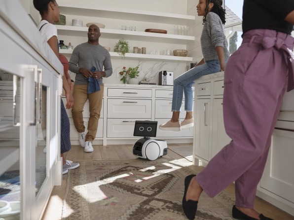 Amazon’s Astro home robot is ‘Alexa on wheels’—and much more | DeviceDaily.com