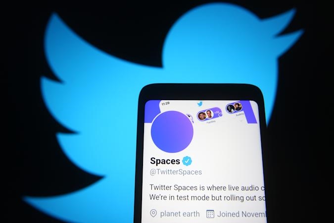 Twitter now lets you add topics to Spaces, but the options are limited | DeviceDaily.com