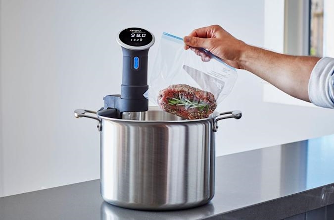 Anova's Sous Vide Precision Cooker Pro is half price at Amazon | DeviceDaily.com