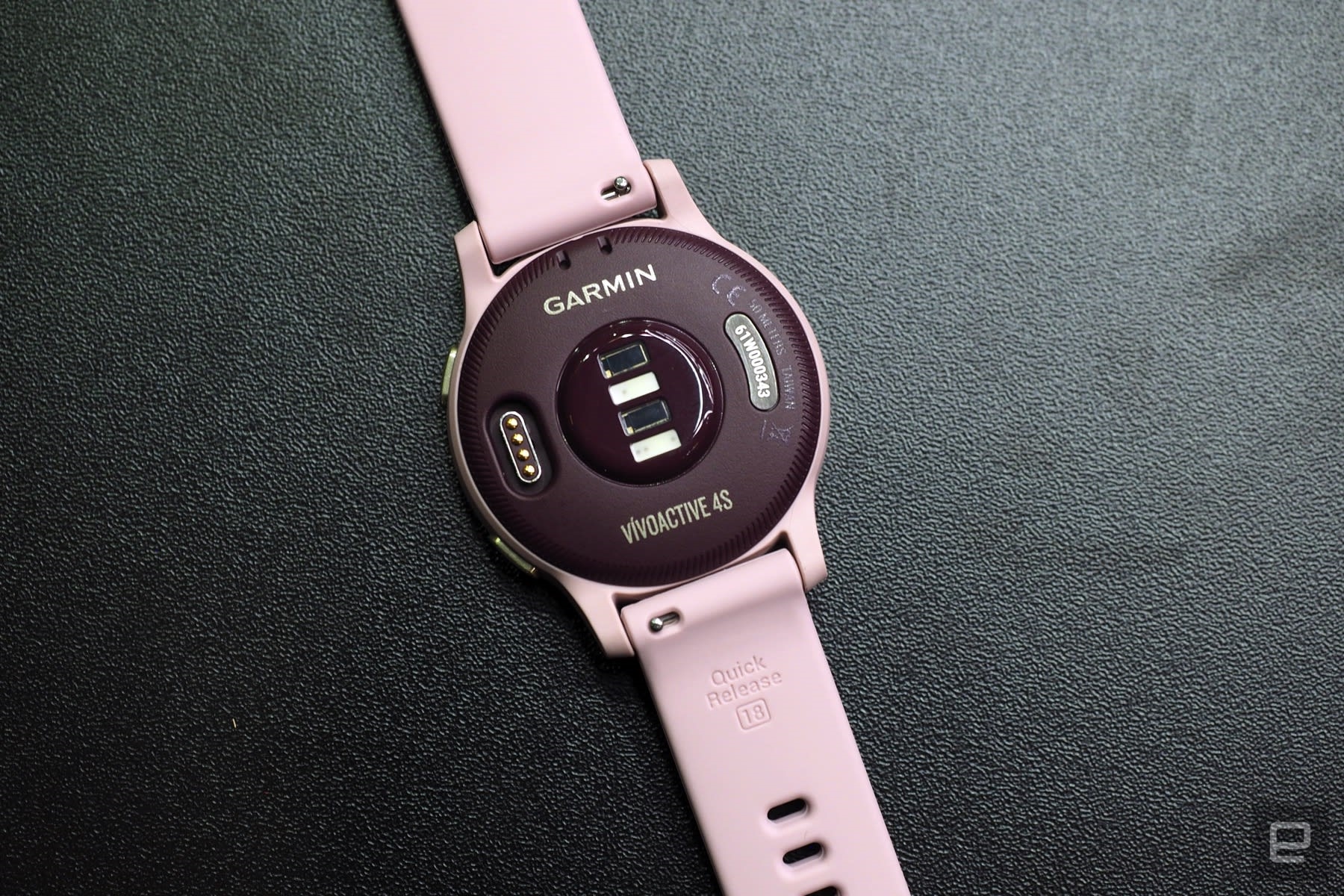 Garmin smartwatches are up to 52 percent off at Amazon for today only | DeviceDaily.com