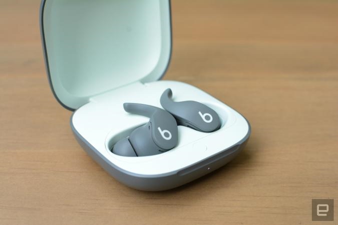 ICYMI: The Beats Fit Pro are an intriguing AirPods Pro alternative | DeviceDaily.com