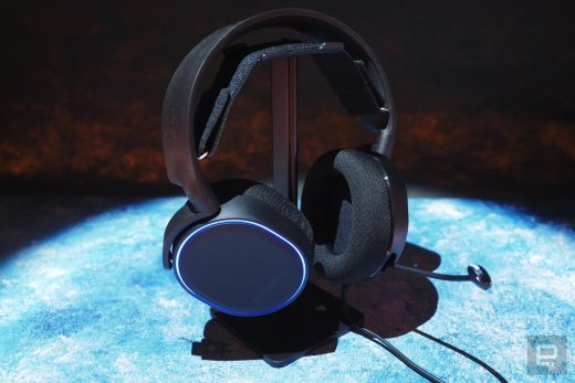 SteelSeries updates its Arctis 7 headsets with longer battery life and USB-C