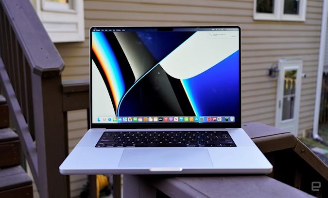 The new 14- and 16-inch MacBook Pros are already discounted at Amazon | DeviceDaily.com