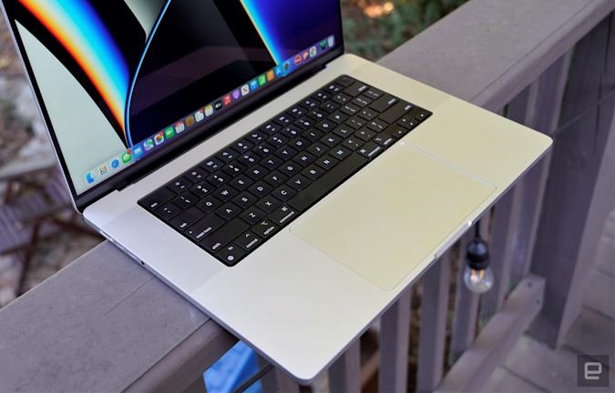 The new 14- and 16-inch MacBook Pros are already discounted at Amazon | DeviceDaily.com