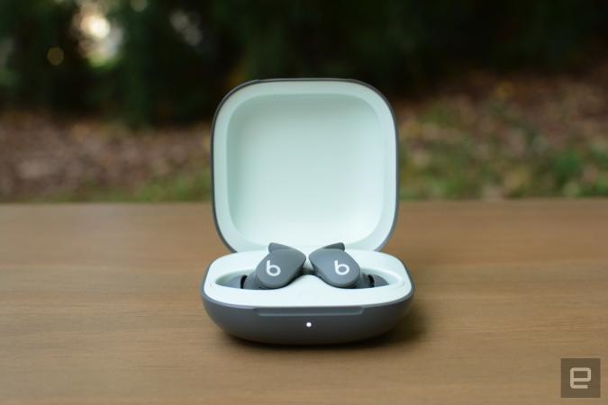 ICYMI: The Beats Fit Pro are an intriguing AirPods Pro alternative | DeviceDaily.com