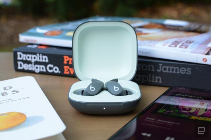 ICYMI: The Beats Fit Pro are an intriguing AirPods Pro alternative | DeviceDaily.com