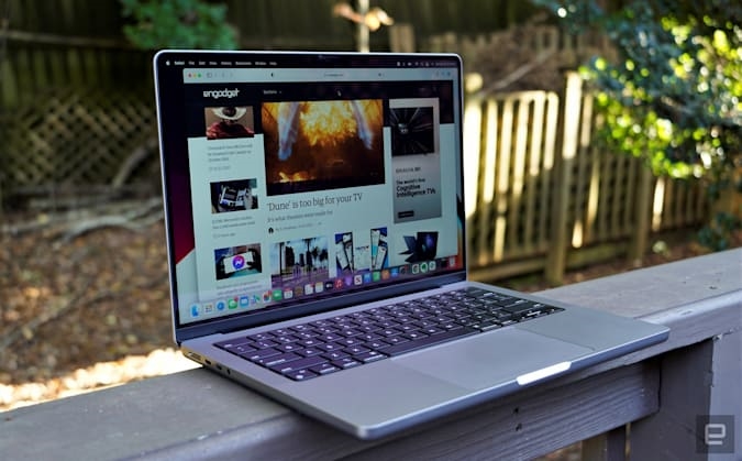 2021 MacBook Pro teardown reveals easy-to-remove batteries | DeviceDaily.com