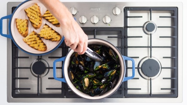 It’s time to upgrade your kitchen: Black Friday is the best time to buy new pots, pans, and kitchen appliances | DeviceDaily.com