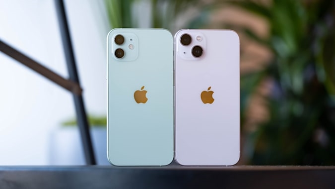 Razer built a MagSafe cooling fan for iPhone gamers | DeviceDaily.com Razer built a MagSafe cooling fan for iPhone gamers | DeviceDaily.com