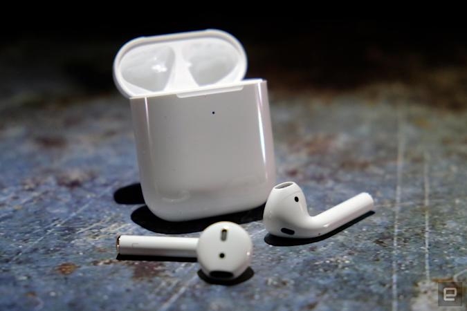 Apple's second-generation AirPods are back on sale for $100 | DeviceDaily.com