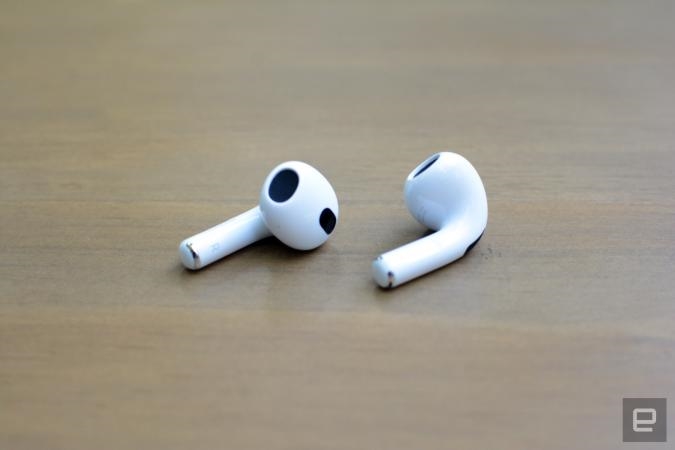 Apple's latest AirPods drop to $170 at Woot for today only | DeviceDaily.com