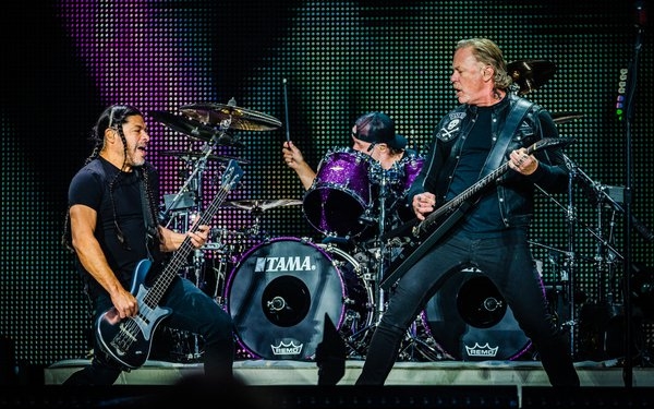Metallica Invests In Video-Sharing TrillerNet | DeviceDaily.com