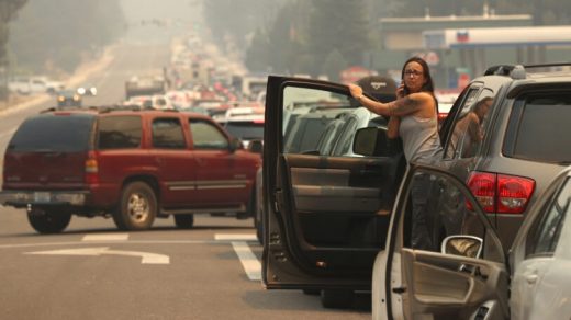 These powerful photos show the year in climate change