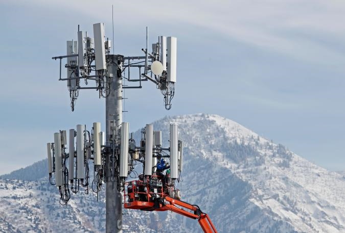 AT and T and Verizon reject US call to delay 5G expansions over interference | DeviceDaily.com