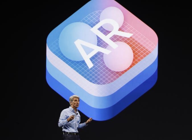 Apple reportedly hires Meta's AR public relations lead | DeviceDaily.com