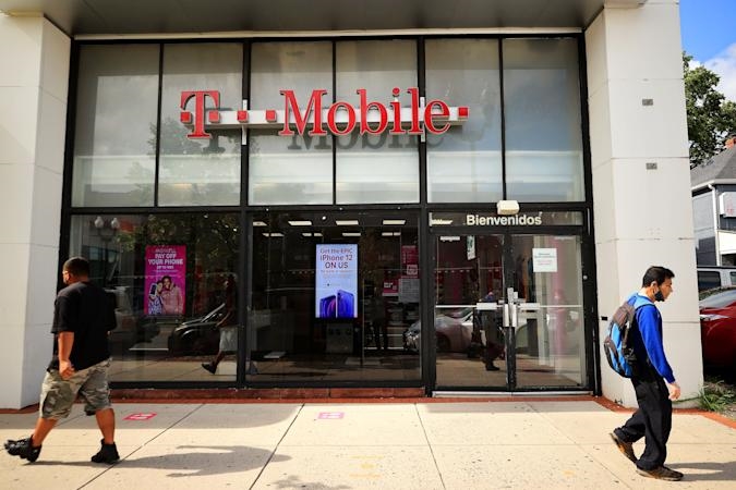 T-Mobile pins latest data breach on SIM swapping | DeviceDaily.com